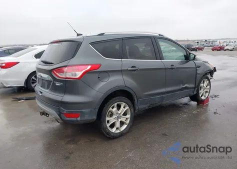 2016 Ford Escape Titanium из США, поврежденный, VIN 1FMCU9J97GUB59597
